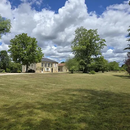 Grande Maison Renovee Avec Piscine Privee Et Parc, Ideale Pour En Famille En Dordogne - Fr-1-616-216 Tatil Evi